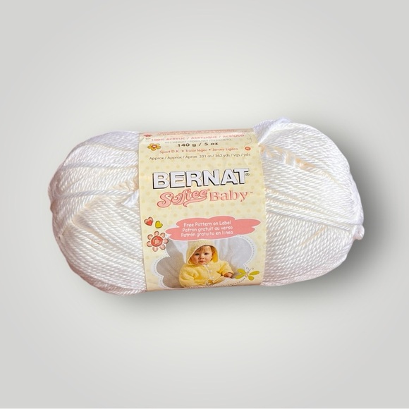 Barnat Other - 🟢5/$25  Barnard White Yarn Softee Baby